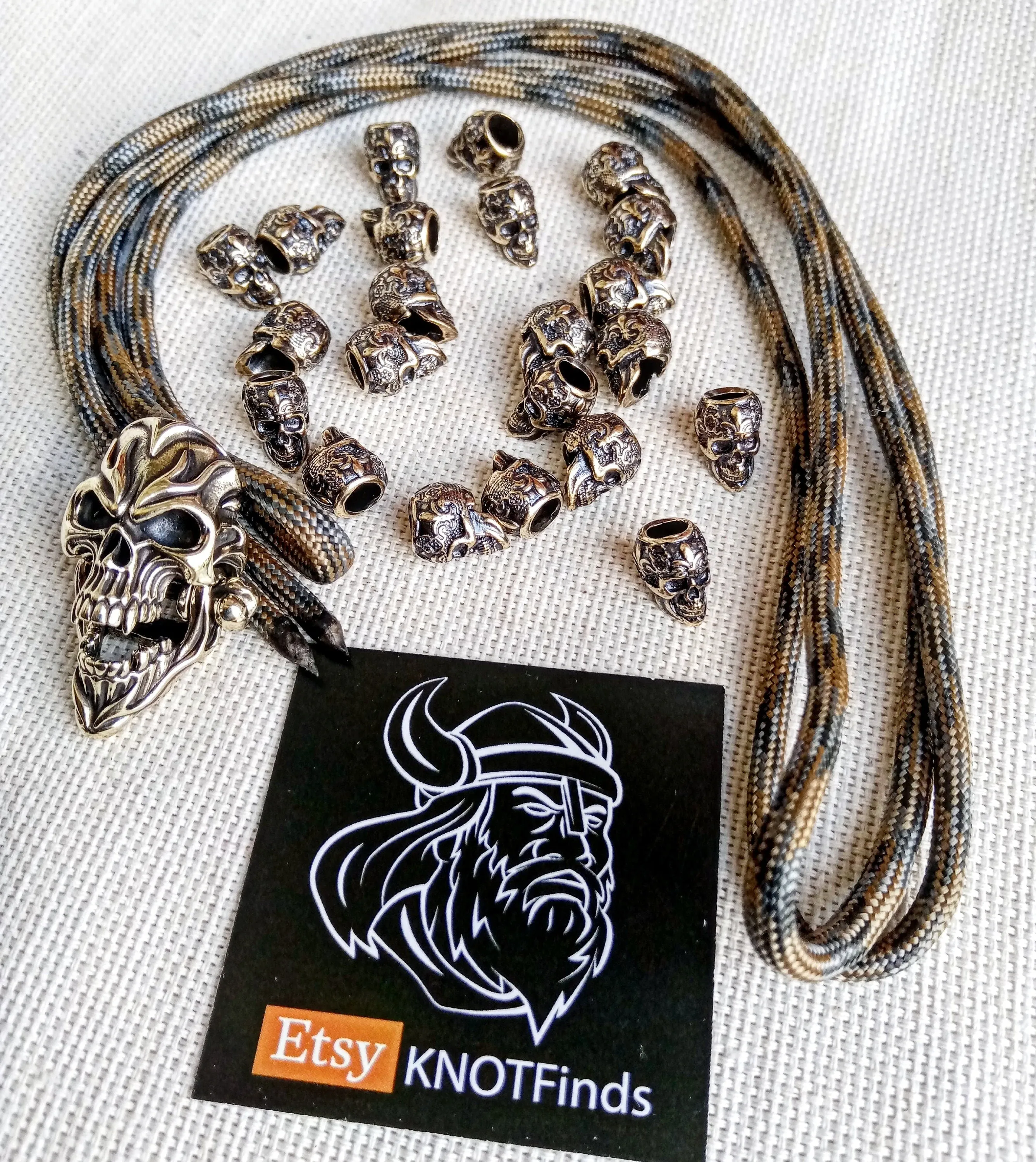 Celtic brass beads, SKULL, ua tactical paracord 550. Set for weaving a bracelet from paracord.  DIY gift.  Do it yourself.