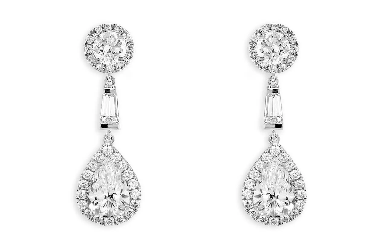 Earrings 18kt Gold Teardrop GIA Diamonds Dangle Studs