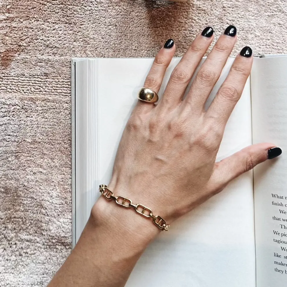 Fine Stirrup Chain Bracelet with Tusk Clasp