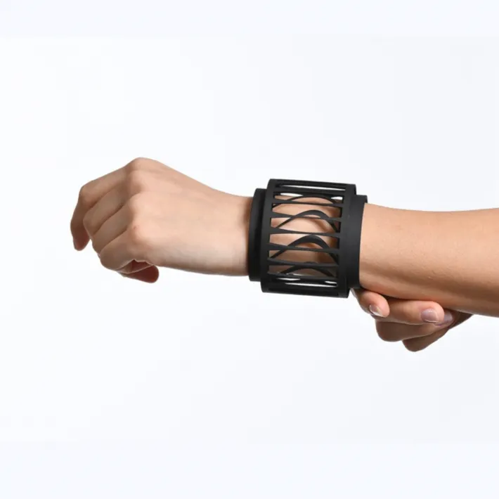 Fusion 3D Handcuff