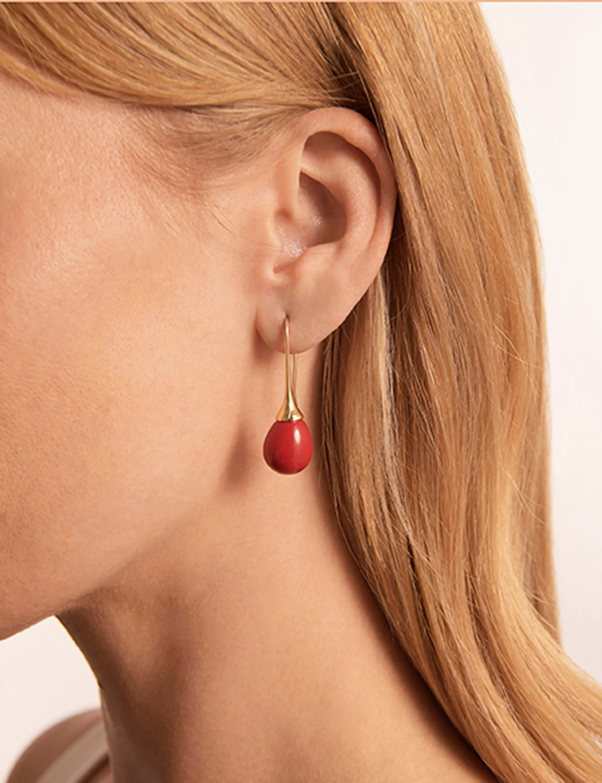 LONG GLASS TEARDROP EARRING