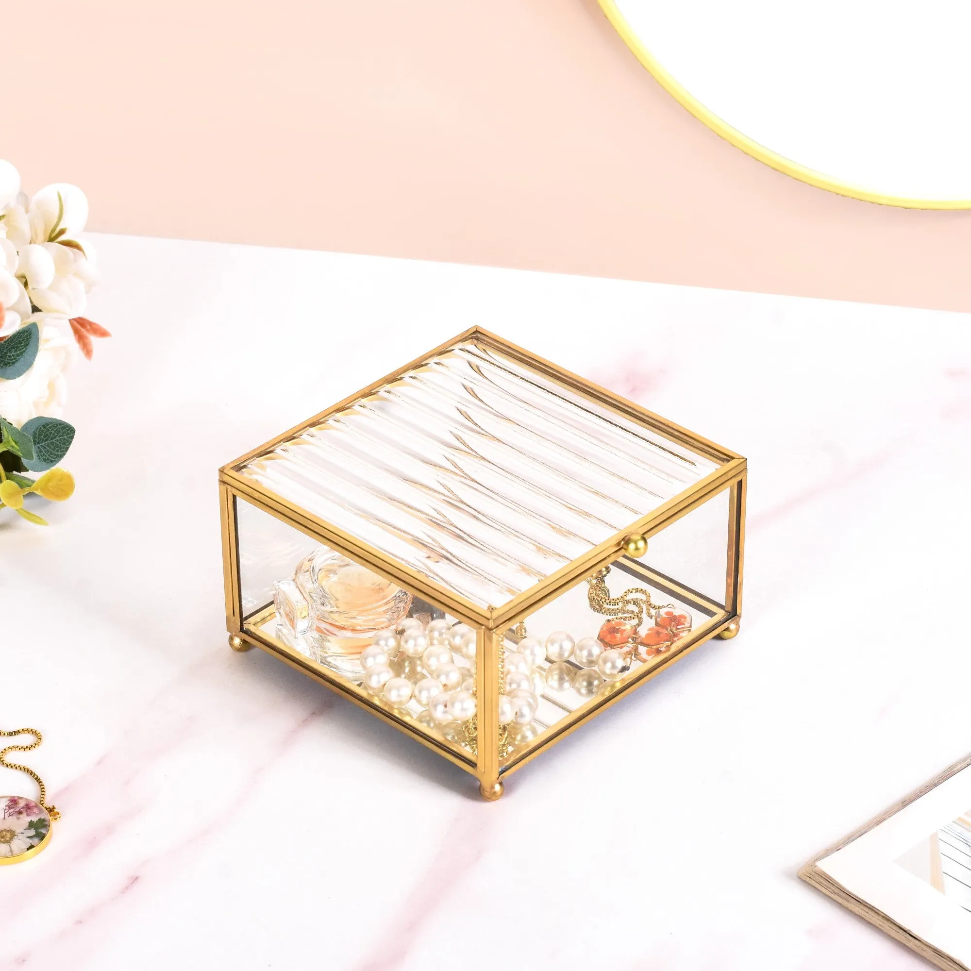 Luxe Fluted Lid Glass Vanity Box
