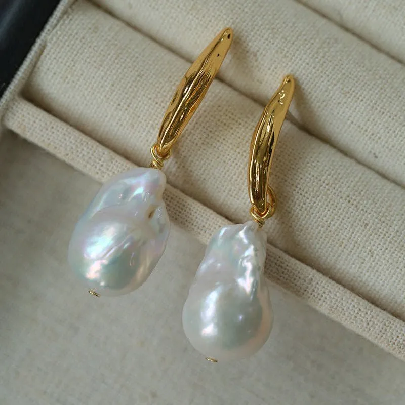 Minimalist Willow Leaf Baroque Pearl Pendant Earrings