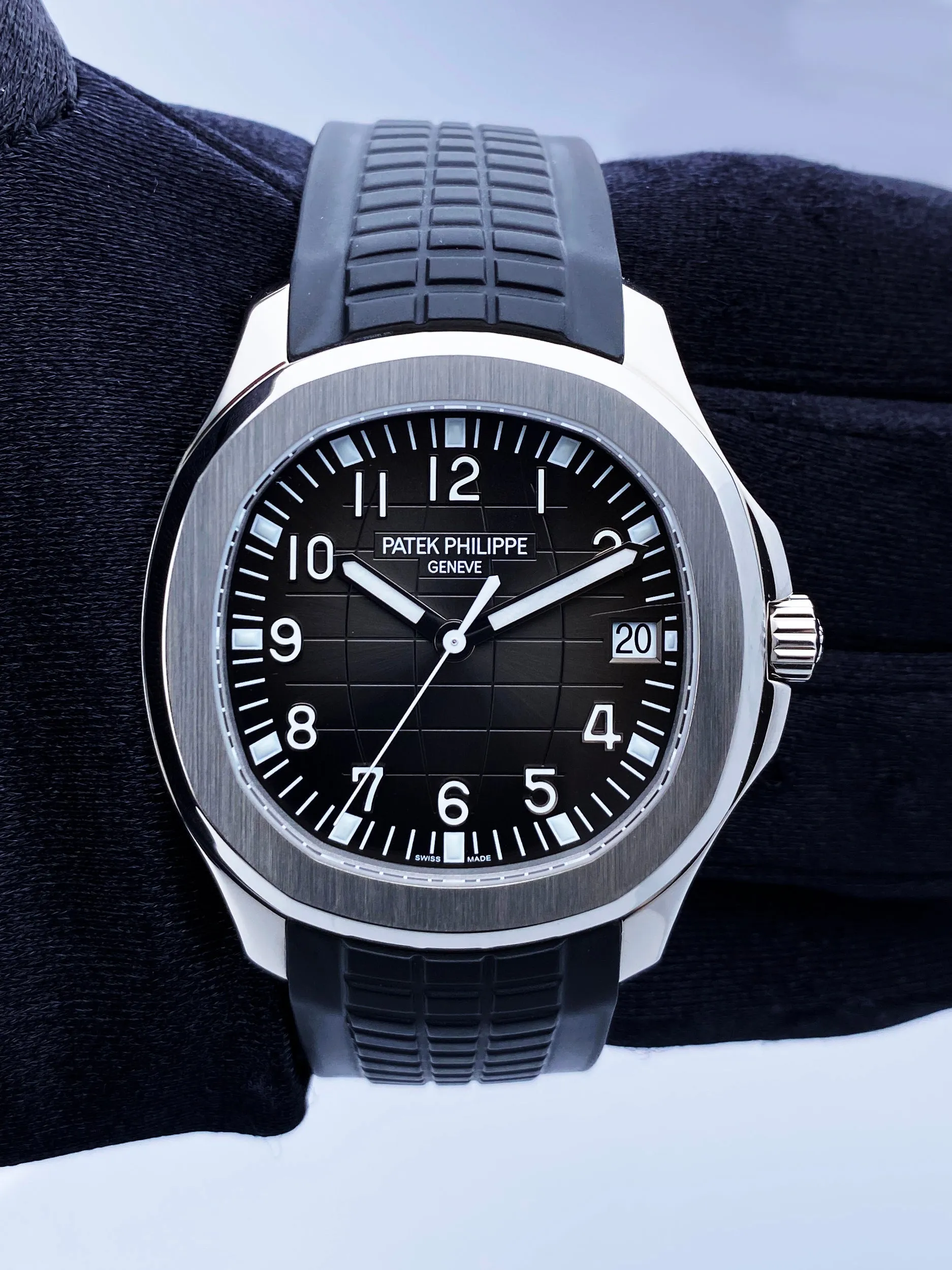 Patek Philippe Aquanaut 5167A-001 Black Dial Mens Watch