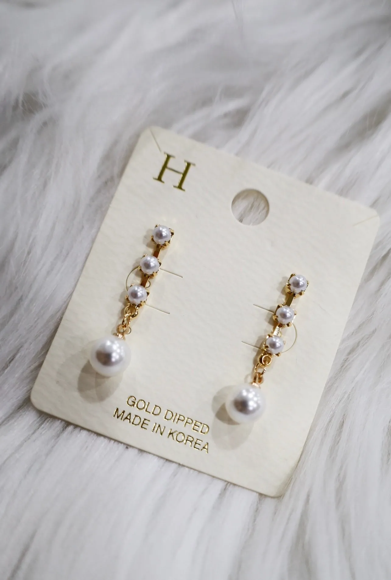 Pearl Dangle Earrings