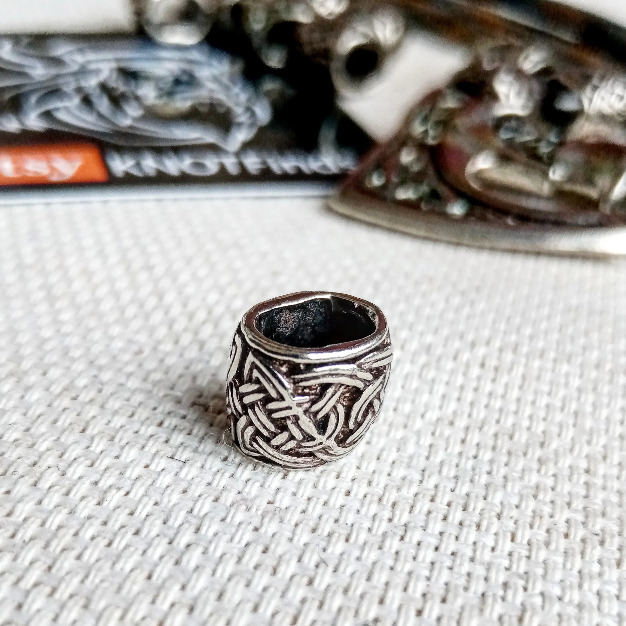 Set for weaving a bracelet from paracord.  DIY gift.  Do it yourself. Celtic  bracelet  with a paracord, clasp ax.  Viking style.