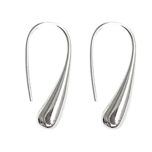 Stunning Teardrop Earrings – Classic Elegance for Any Occasion