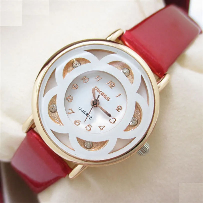 Superior New Business Watch Leisure Models Diamond Bracelet Quartz Faux Leather Wrist Watch for Women