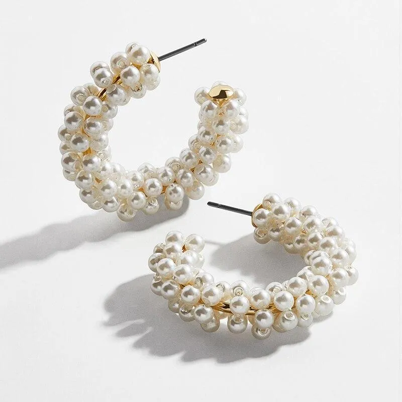 Women Pearl Luxury Ear Cuff Earring Bohemian Modern Natural Freshwater Small Circle Fake Clip On Earring